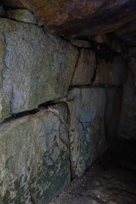 貞丸第2号古墳 広島県三原市本郷町南方 墳丘からの眺め 貞丸第2号古墳 広島県三原市本郷町南方 墳丘からの眺め
