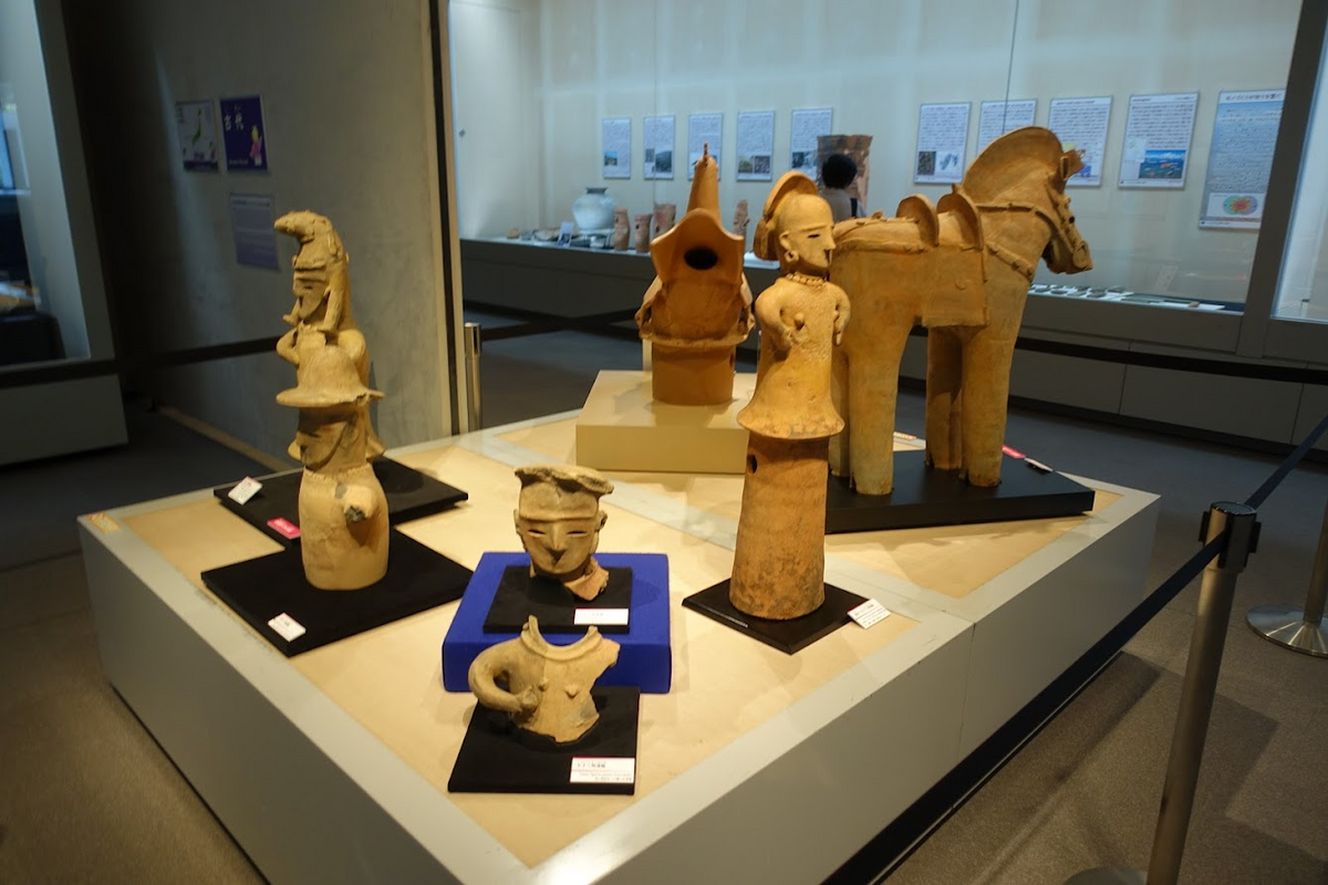 発掘された日本列島2024」展 ＠千葉県立中央博物館 - 墳丘からの眺め