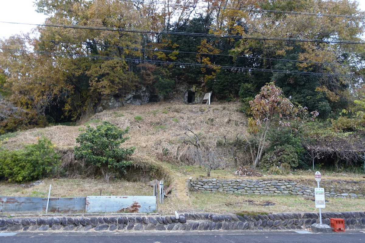 山田横穴墓群 岐阜県可児郡御嵩町伏見 - 墳丘からの眺め