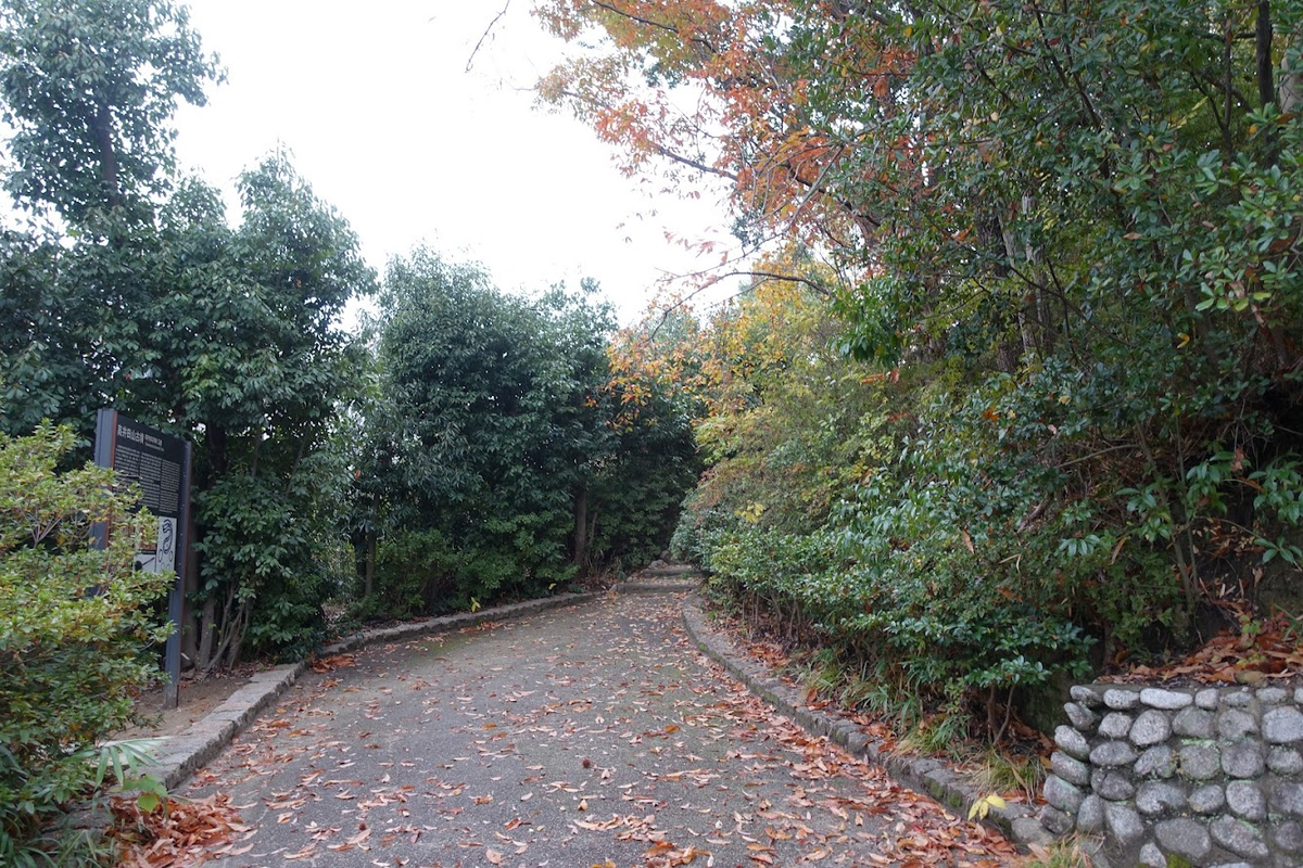 高井田山古墳（高井田横穴公園：後編） 大阪府柏原市高井田 - 墳丘から