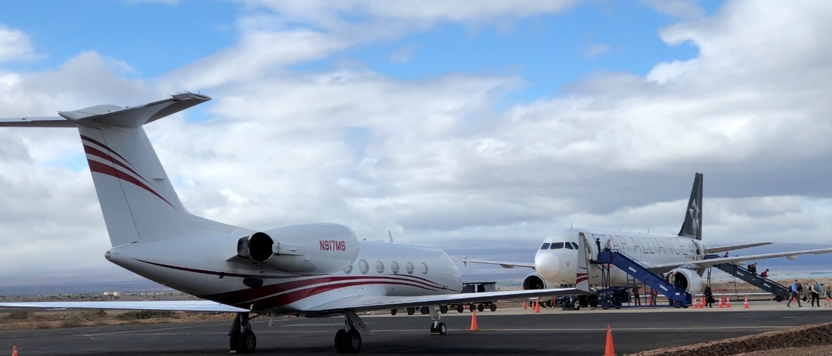 galapagos airport flight