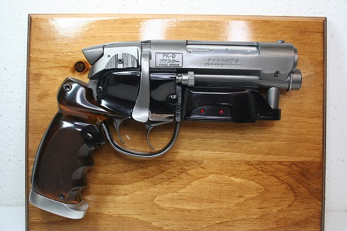 デッカードブラスター　塗装済み完成品 BladeRunnner2049に便乗 過去作品 ～DOPPELGÄNGER PRODUCTIONS