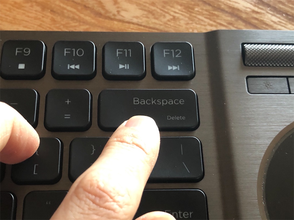 Corsair(コルセア) K83 キーボード レビュー | ゲーム用途外でも