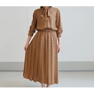 ブラウス