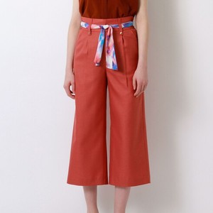 ベルト付きパンツ