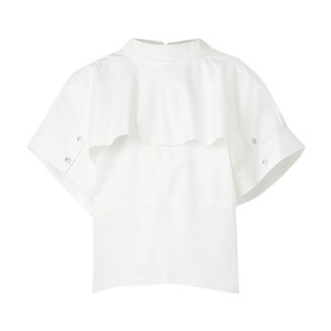 フリルブラウス