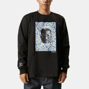 グラフィックTシャツ