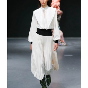 あしたが変わるトリセツショー 石原さとみ 衣装まとめ 随時更新 Fashion Express