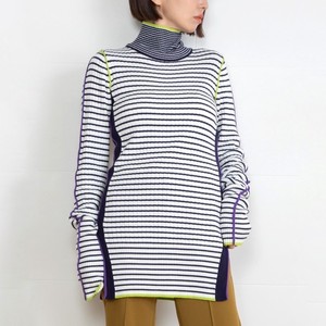 ボーダー柄ニット
