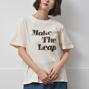 ロゴTシャツ
