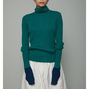 バイカラーハイネックニット