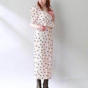 ピンクの花柄セットアップ