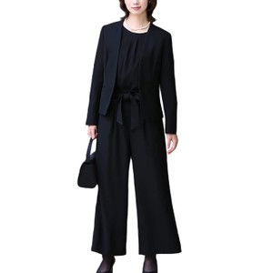 黒い礼服