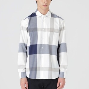 チェック柄シャツ