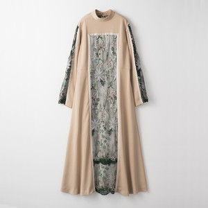 フラワー刺繍ワンピース フラワー刺繍ワンピース