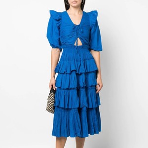 ブルーのワンピース