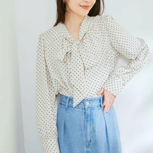 ボウタイブラウス