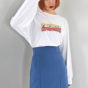 ロゴプリントTシャツ