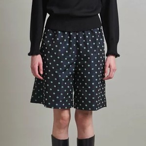 インベーダー柄ショートパンツ