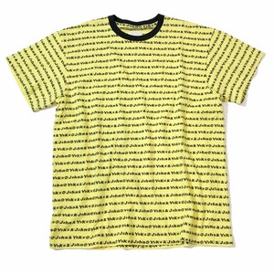 イエローのTシャツ