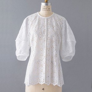 転職の魔王様 衣装 | 石田ゆり子・山口紗弥加 (服・バッグ・ジュエリー