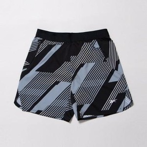 ショートパンツ