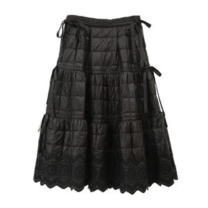 黒いスカート