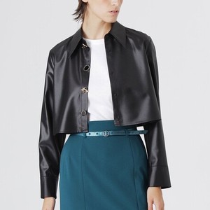 レザー風クロップドシャツ レザー風クロップドシャツ