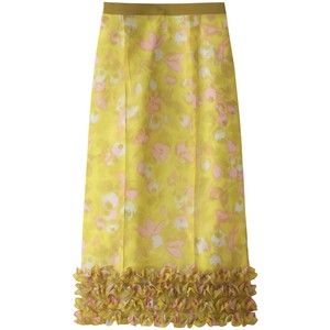 イエローの花柄スカート