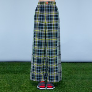 チェック柄パンツ