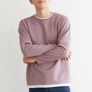 ピンクの長袖Tシャツ ピンクの長袖Tシャツ
