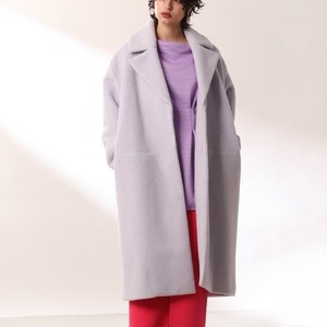 ラベンダー色のチェスターコート ラベンダー色のチェスターコート