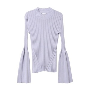 ラベンダーのニット ラベンダーのニット