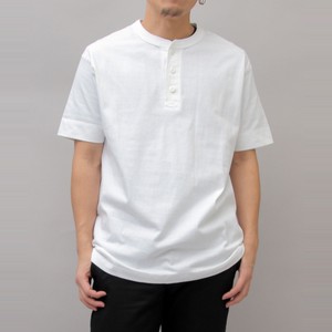 白いTシャツ