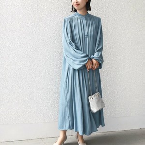 ブルーのワンピース