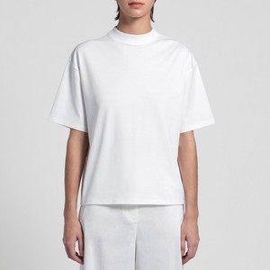 白いTシャツ