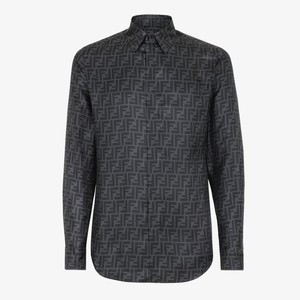 グレーのモノグラムシャツ