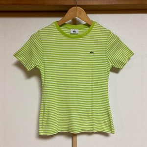 グリーンのストライプTシャツ