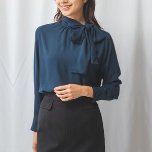 ボウタイブラウス