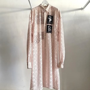 ピンクのレースロングシャツ