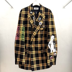 イエローのチェックジャケット