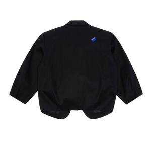 黒いジャケット