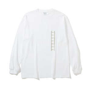 新品ロゴTシャツ