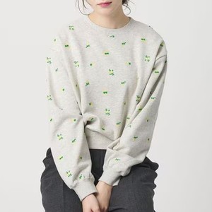 刺繍スウェット