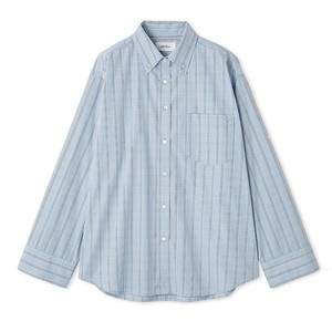 ブルーのチェック柄シャツ ブルーのチェック柄シャツ