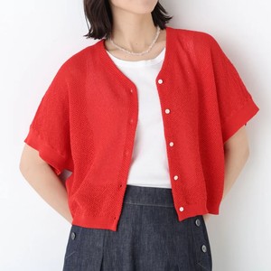 赤いニット