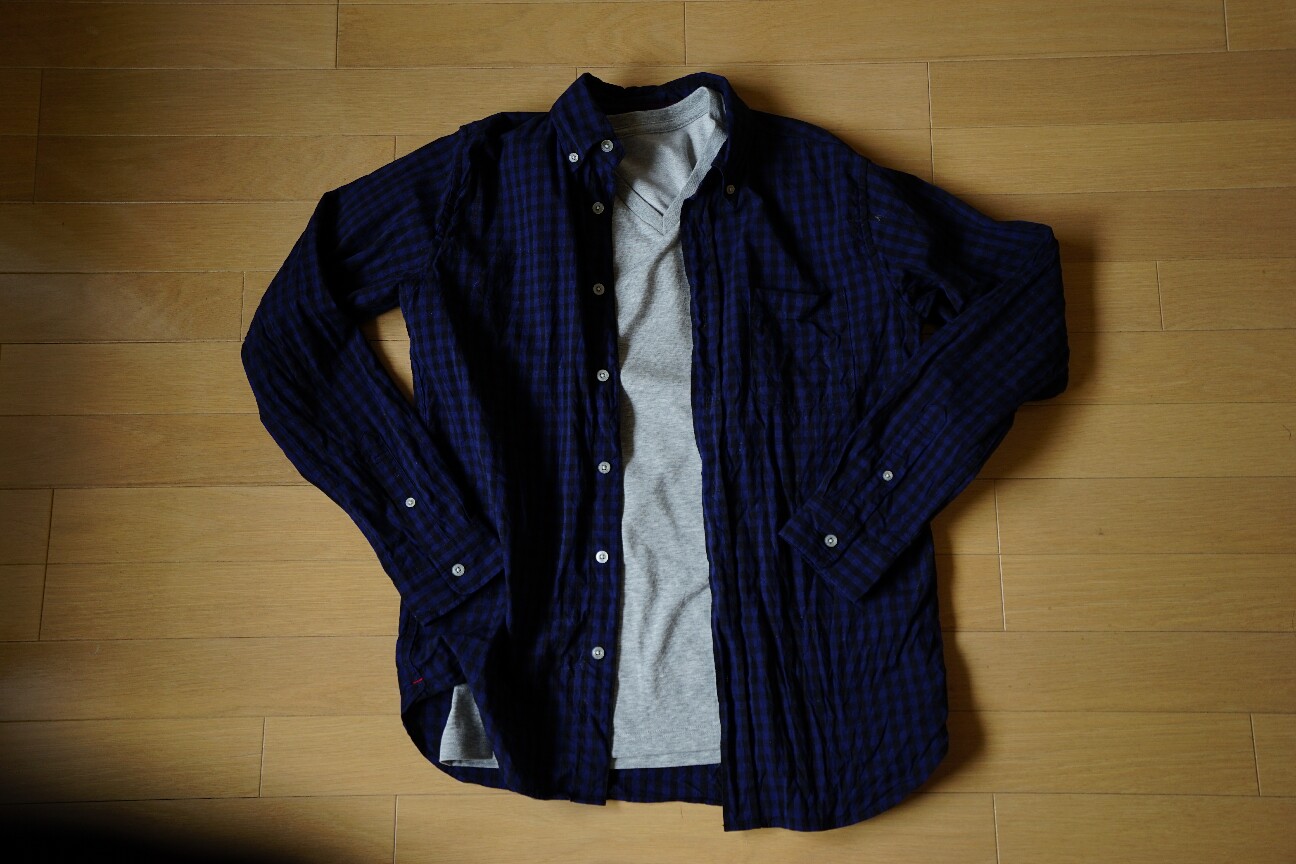 ユニクロの無地Tシャツ（ドライカラーVネックTシャツ）着こなし