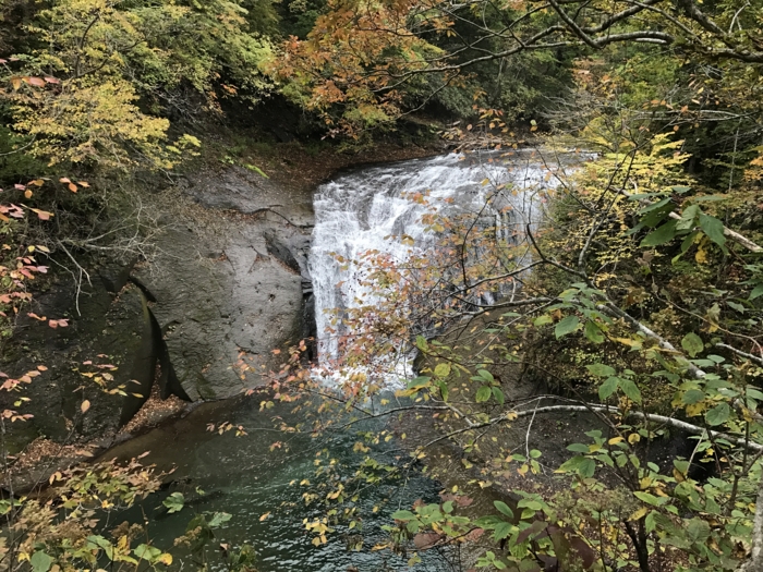 白扇の滝2016年紅葉