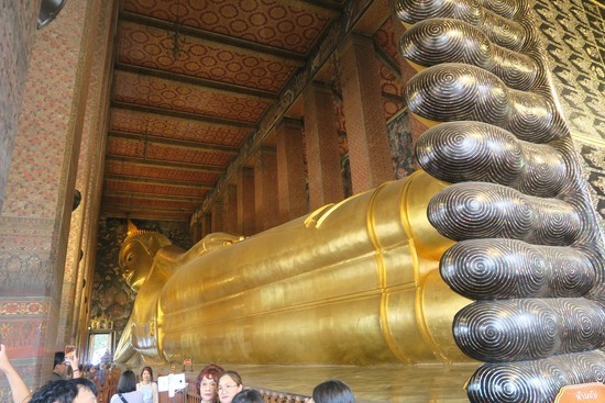 涅槃仏の全貌