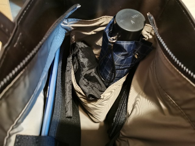 お手頃な牛革トートバッグを買ってみました（UNITED ARROWS